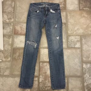 American Eagle Mid-wash Jeans